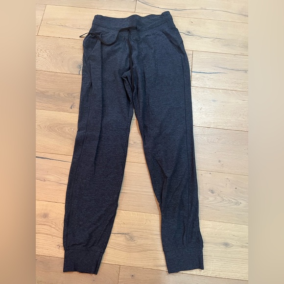 lululemon athletica Pants - Lululemon ready to rulu joggers